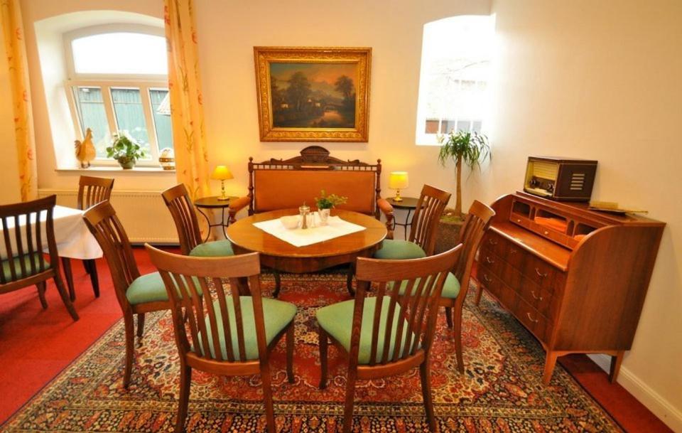 Gaestehaus Schlossgarten Etelsen Esterno foto